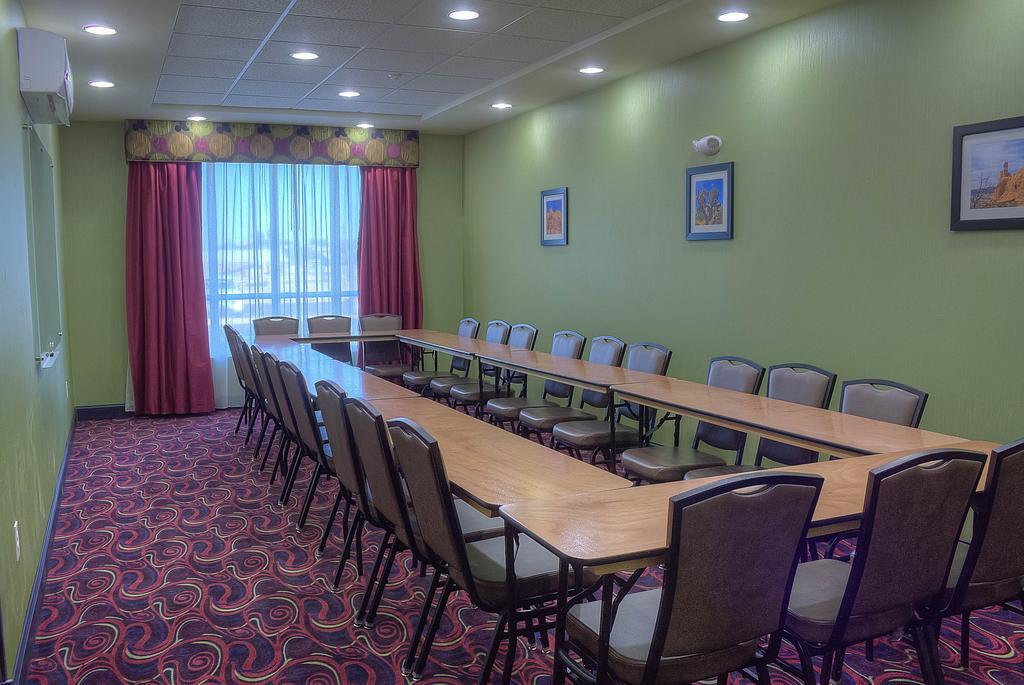 Comfort Inn & Suites Artesia Luaran gambar